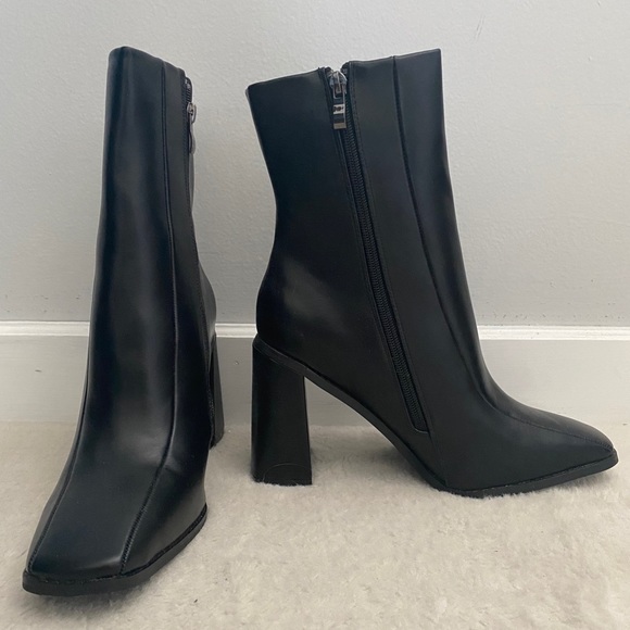 Nasty Gal Square Up Sock Boot - Picture 7 of 9